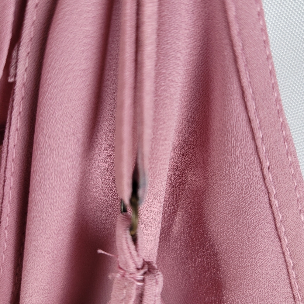 Ruffled V-Neck Mini Dress in Mauve Pink - Picture 13 of 16